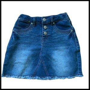 Wallflower Girl Denim skirt. Size 12.